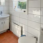 Three Bedroom Gorgeous In Holiday home *